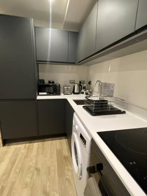 Stylish Flat In Old Trafford Appartement Manchester Buitenkant foto